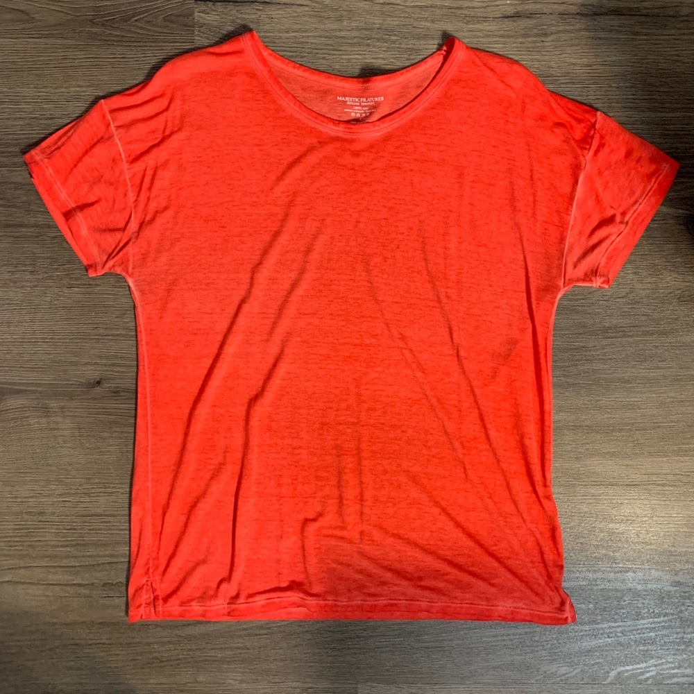 Majestic Filatures Women’s Deluxe Teeshirt in Red Sz Medium